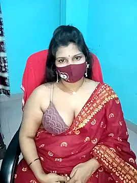 Snapshot of Hot-Angel_ chatting on 12/30/24, 12:32 Hot-Angel online show from 12/30/24, 12:32