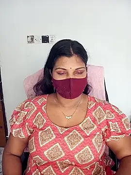 Hot-Angel  online show from 11/03/25, 03:30