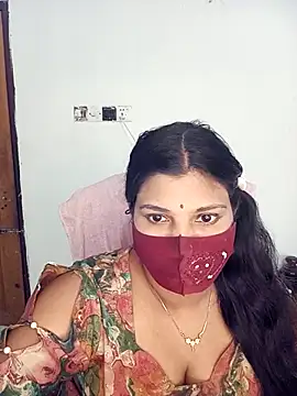 Hot-Angel  online show from 11/12/25, 02:01