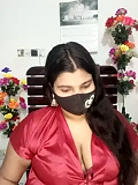 Snapshot of Hot-Angel_ chatting on 02/14/26, 04:37 Hot-Angel online show from 02/14/26, 04:37