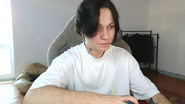 esajukyy online show from 07/01/26, 11:56