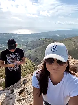 Snapshot of Samira-Summer chatting on 11/15/25, 09:50 Samira-Summer online show from 11/15/25, 09:50