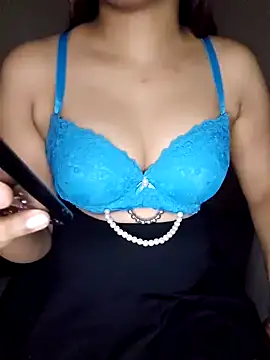 Olivia3 online show from 01/31/25, 05:42