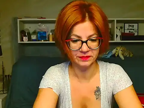 Snapshot of Natali3855 chatting on 10/25/25, 03:58 Natali3855 online show from 10/25/25, 03:58