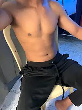 Snapshot of nick__yy chatting on 09/21/25, 10:06 nick yy online show from 09/21/25, 10:06