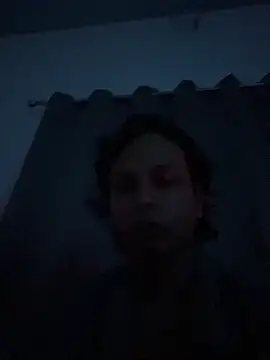 Snapshot of nick__yy chatting on 10/23/25, 09:52 nick yy online show from 10/23/25, 09:52