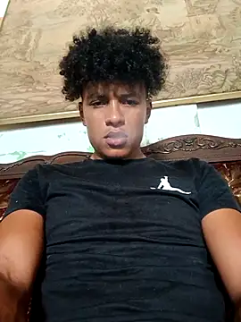 Snapshot of Black_Diamon_ chatting on 09/16/25, 03:46 Black Diamon online show from 09/16/25, 03:46