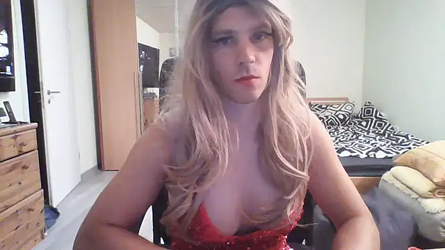 Snapshot of Kinky-Kristina chatting on 09/12/25, 07:14 Kinky-Kristina online show from 09/12/25, 07:14