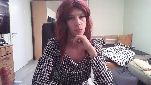 Snapshot of Kinky-Kristina chatting on 10/09/25, 05:33 Kinky-Kristina online show from 10/09/25, 05:33