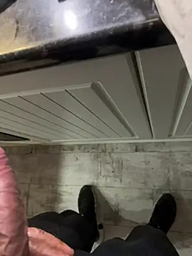Snapshot of naughtyukcouple chatting on 07/19/26, 10:24 naughtyukcouple online show from 07/19/26, 10:24