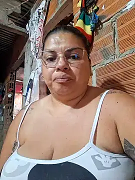chubby sexy big tits online show from 02/07/25, 11:45