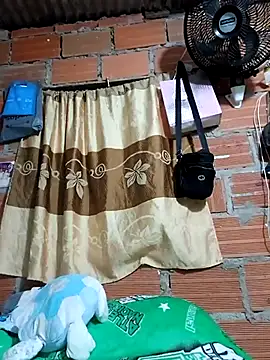 chubby sexy big tits online show from 02/18/25, 11:11