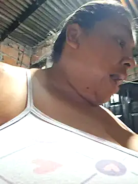 Snapshot of chubby_sexy_big_tits chatting on 10/17/25, 12:14 chubby sexy big tits online show from 10/17/25, 12:14