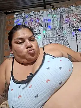 Snapshot of chubby_sexy_big_tits chatting on 11/26/25, 01:50 chubby sexy big tits online show from 11/26/25, 01:50