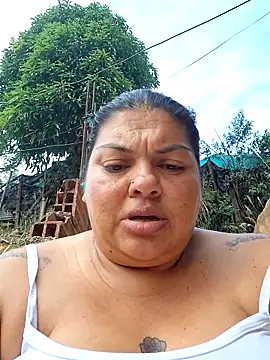 Snapshot of chubby_sexy_big_tits chatting on 11/27/25, 02:30 chubby sexy big tits online show from 11/27/25, 02:30