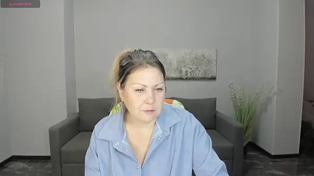 Milana Blake online show from 12/14/24, 06:35