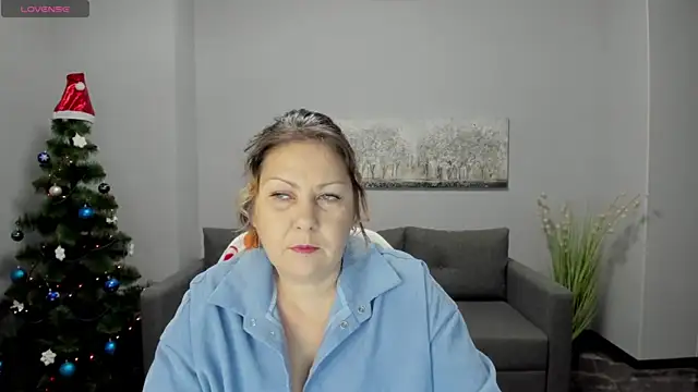 Milana Blake online show from 12/17/24, 06:35