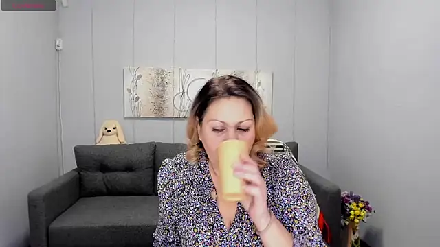 Milana Blake online show from 01/17/25, 12:42