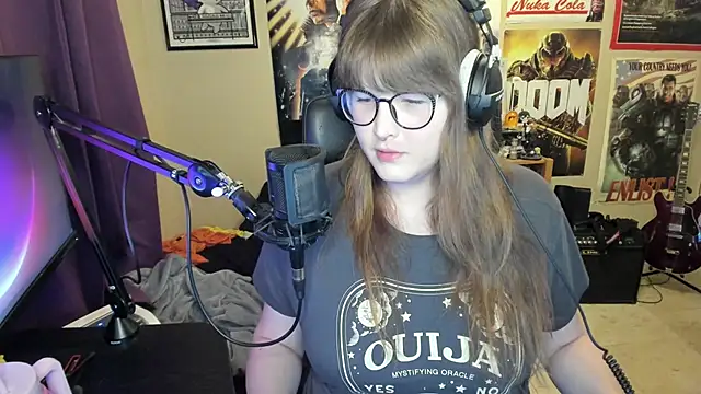 HannahCastle96 online show from 10/06/25, 12:19