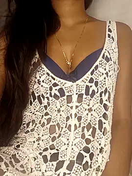 Snapshot of sexyriya_008 chatting on 09/20/25, 06:42 sexyriya 008 online show from 09/20/25, 06:42