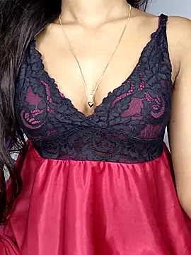 Snapshot of sexyriya_008 chatting on 09/27/25, 07:57 sexyriya 008 online show from 09/27/25, 07:57