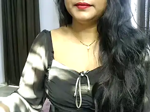 Snapshot of Hritvika chatting on 02/05/26, 04:06 Hritvika online show from 02/05/26, 04:06