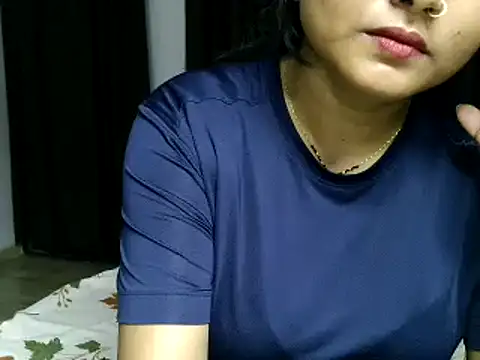 Snapshot of Hritvika chatting on 02/16/26, 04:47 Hritvika online show from 02/16/26, 04:47