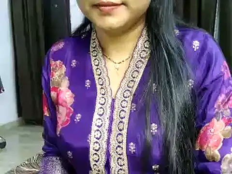 Snapshot of Hritvika chatting on 02/28/26, 04:52 Hritvika online show from 02/28/26, 04:52