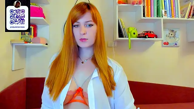 Snapshot of liya_gorgeous chatting on 11/16/25, 08:47 liya gorgeous online show from 11/16/25, 08:47