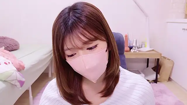 Runarunapi online show from 09/18/25, 11:01