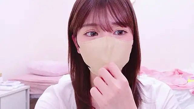 Snapshot of Runarunapi chatting on 12/14/25, 01:38 Runarunapi online show from 12/14/25, 01:38