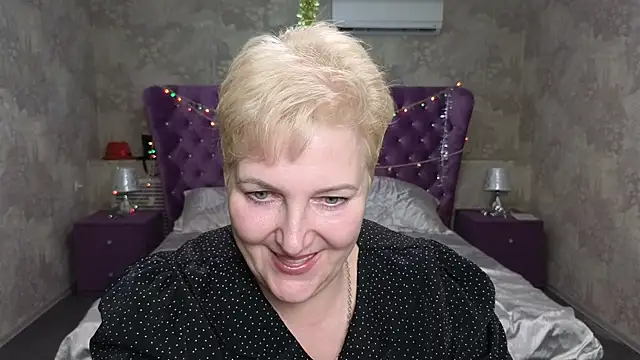 Snapshot of Sandra_Snow chatting on 01/16/25, 08:46 Sandra Snow online show from 01/16/25, 08:46