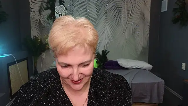 Snapshot of Sandra_Snow chatting on 01/23/25, 05:42 Sandra Snow online show from 01/23/25, 05:42