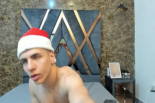 Flynn Riider online show from 12/30/24, 02:30