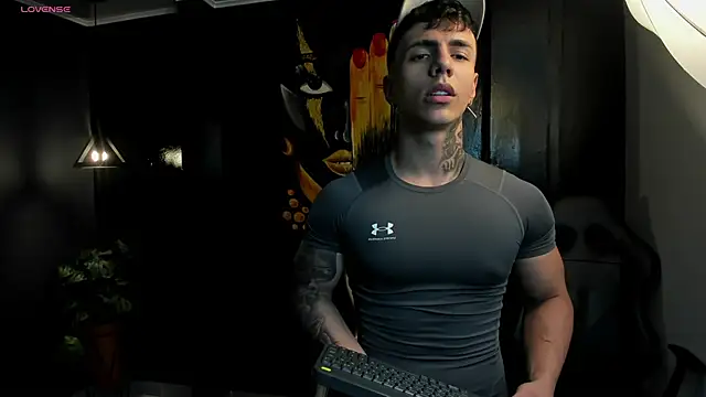 Snapshot of Flynn_Riider chatting on 09/21/25, 02:24 Flynn Riider online show from 09/21/25, 02:24