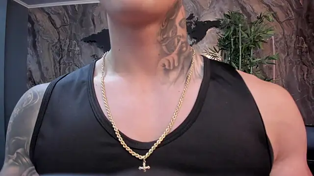 Snapshot of Flynn_Riider chatting on 10/10/25, 05:34 Flynn Riider online show from 10/10/25, 05:34