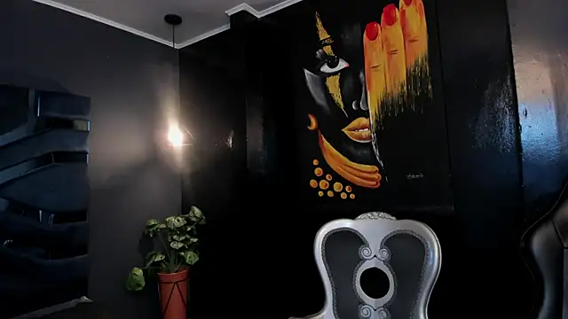 Snapshot of Flynn_Riider chatting on 10/14/25, 05:25 Flynn Riider online show from 10/14/25, 05:25