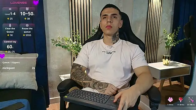 Flynn Riider online show from 07/22/26, 12:24