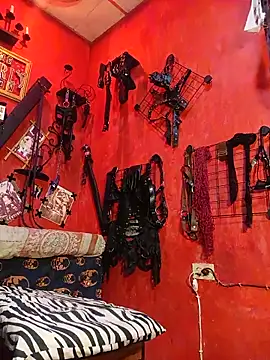 Charly BC Dirty online show from 06/07/26, 11:30