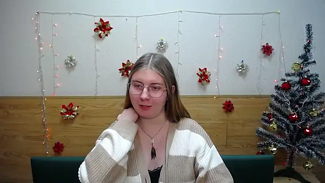 Snapshot of RysaKosaYlya chatting on 01/03/25, 03:22 RysaKosaYlya online show from 01/03/25, 03:22