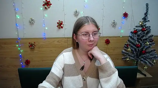 Snapshot of RysaKosaYlya chatting on 01/14/25, 03:04 RysaKosaYlya online show from 01/14/25, 03:04