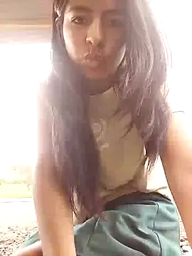 Snapshot of Danna-linyi chatting on 02/01/25, 04:54 Danna-linyi online show from 02/01/25, 04:54