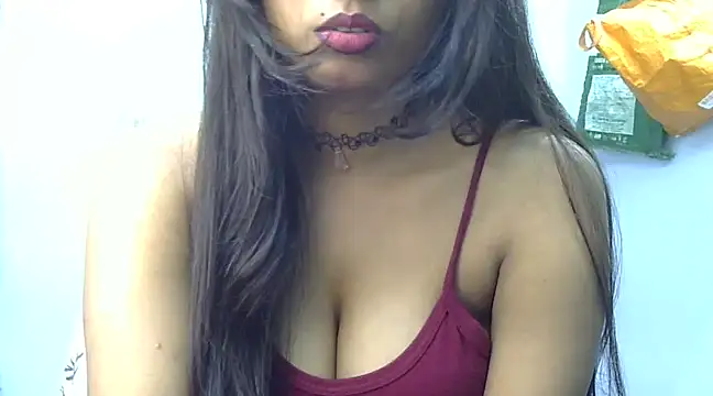 hinaa khan online show from 03/15/25, 09:49