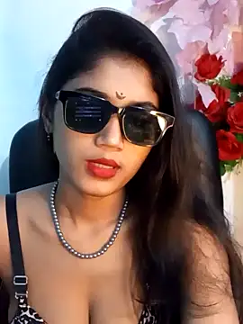 Angel Riye online show from 03/08/25, 01:47