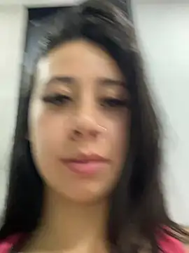 Snapshot of Zoee_t chatting on 02/14/25, 02:02 Zoee t online show from 02/14/25, 02:02