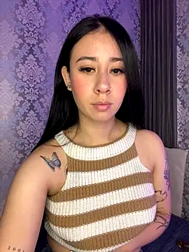 Snapshot of Zoee_t chatting on 11/03/25, 03:41 Zoee t online show from 11/03/25, 03:41