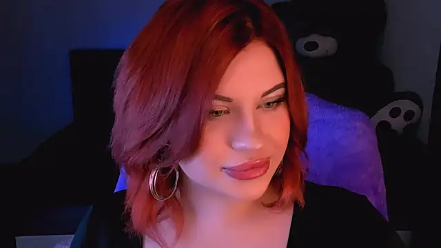 Snapshot of evaharve chatting on 10/30/25, 08:31 evaharve online show from 10/30/25, 08:31