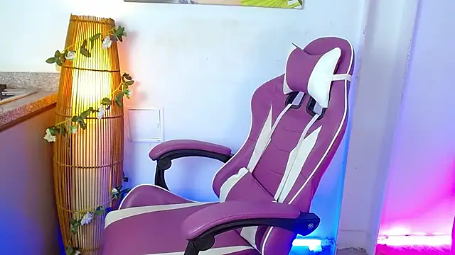 georgina lulu online show from 01/16/25, 07:31