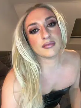 littlebambi26 online show from 07/26/26, 10:49