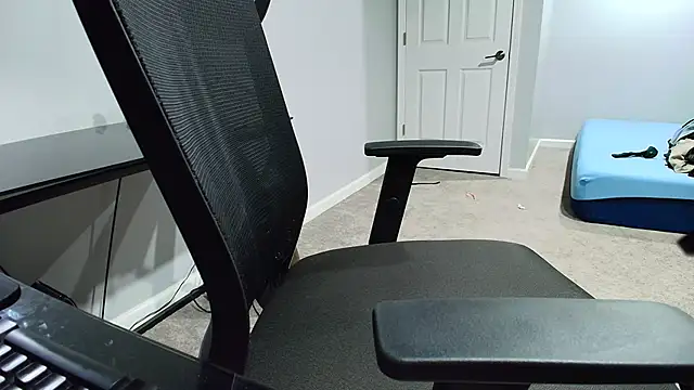 Snapshot of _magictouch_ chatting on 12/18/24, 08:36 magictouch online show from 12/18/24, 08:36